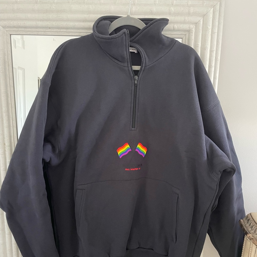 Balenciaga sweatshirt